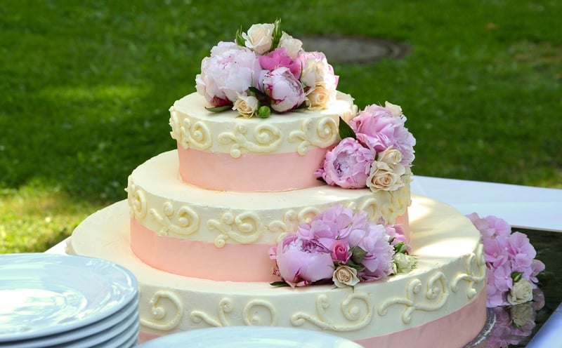 Enchanting Wedding Cake